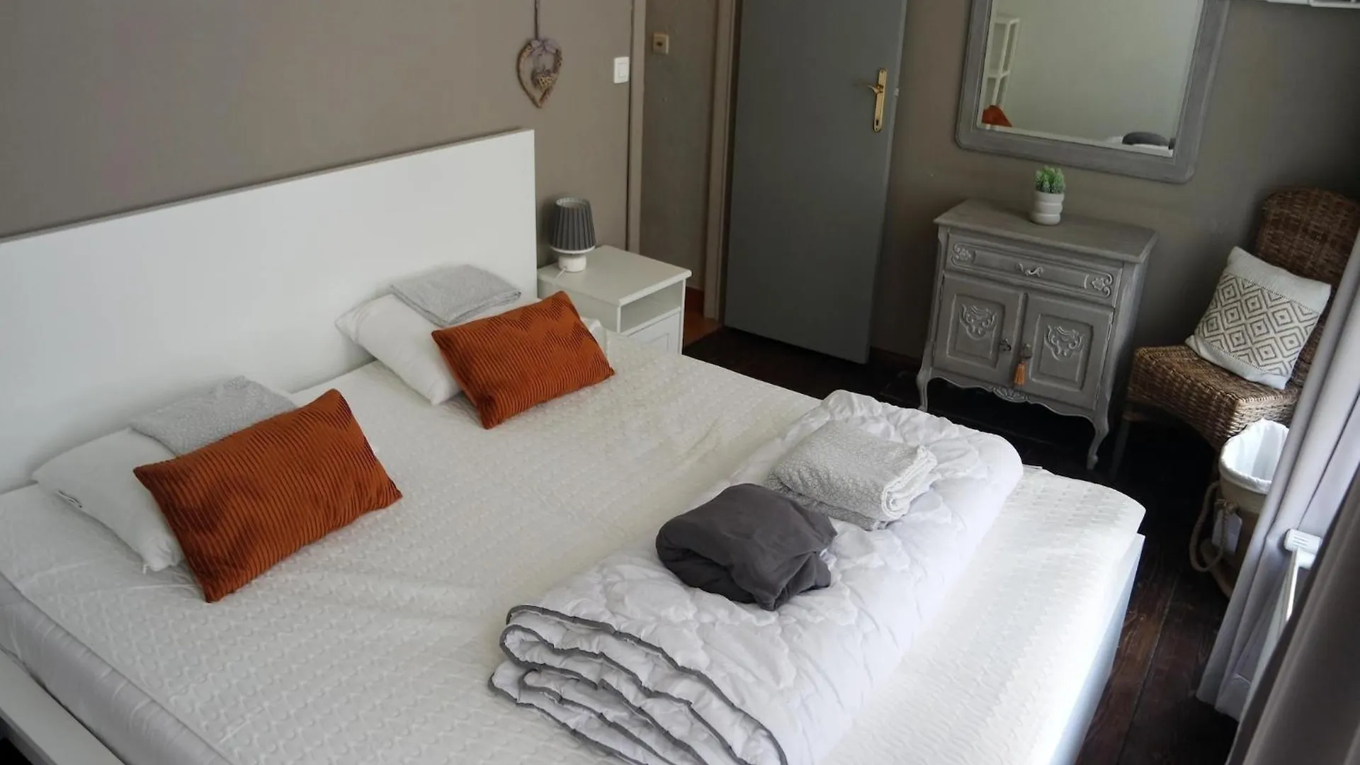 Holiday home Town House With View Over The 3 Towers Of Bruges, Cleaning Included