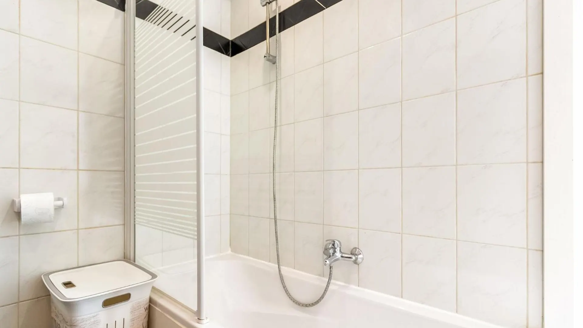 Town House With View Over The 3 Towers Of Bruges, Cleaning Included Holiday home Bruges