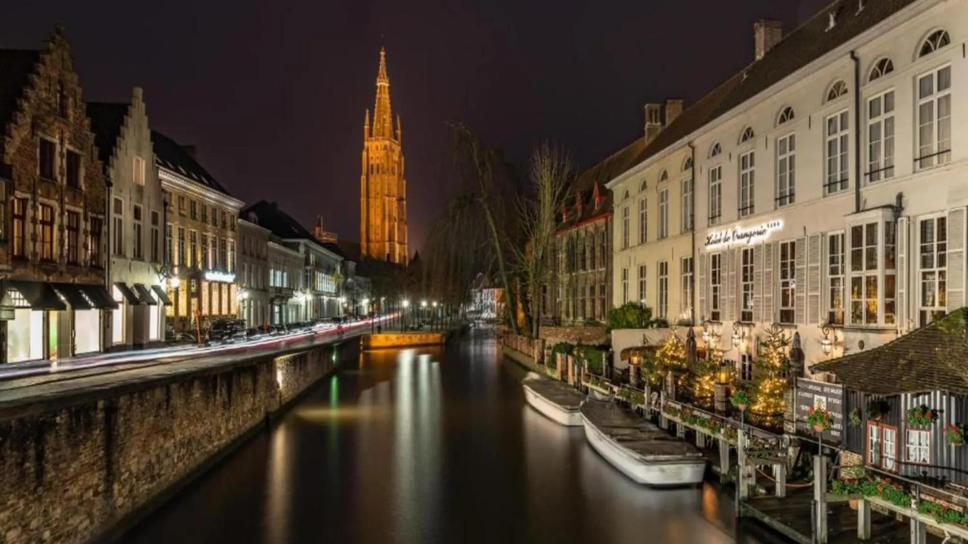 Дом отдыха Town House With View Over The 3 Towers Of Bruges, Cleaning Included